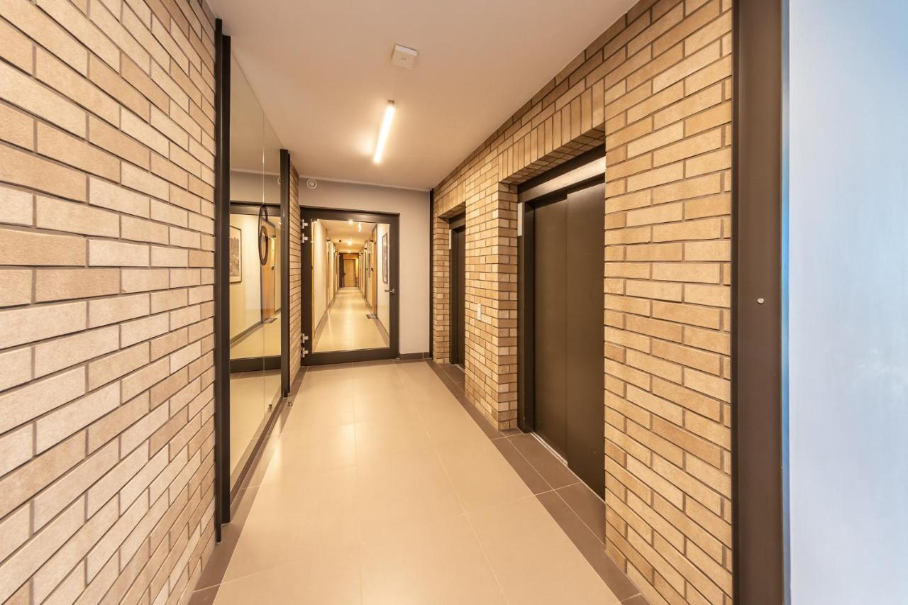 Apartamenty W Gdansku - Zajezdnia Wrzeszcz, Grudziadzka 4B Extérieur photo